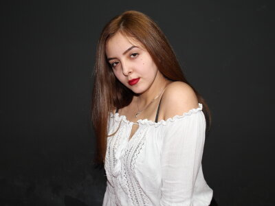 CrystalChanel naked stripping on cam for live sex video chat