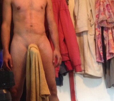 cum4calvin naked stripping on cam for live sex video chat