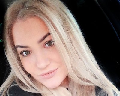 CurlyStar naked stripping on cam for live sex video chat