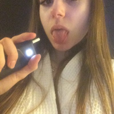 cute_nude naked stripping on cam for live sex video chat