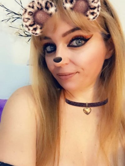 dalal_ naked stripping on cam for live sex video chat