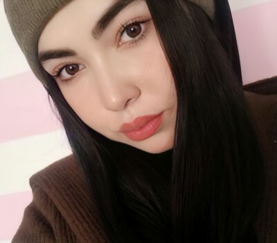dari_ko naked stripping on cam for live sex video chat