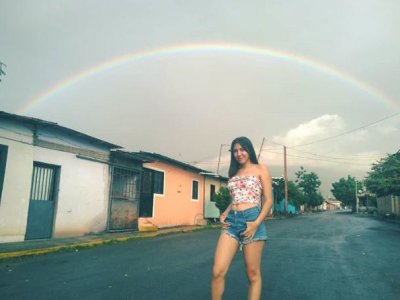 David_Victoria naked stripping on cam for live sex video chat