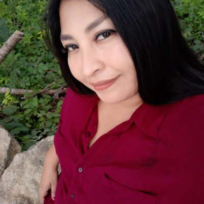 delmerc04 naked stripping on cam for live sex video chat