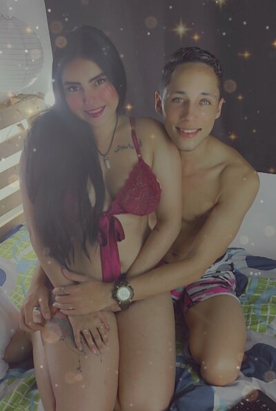 dominik_couple2 naked stripping on cam for live sex video chat