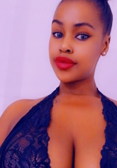 ebony_ivy69 naked stripping on cam for live sex video chat