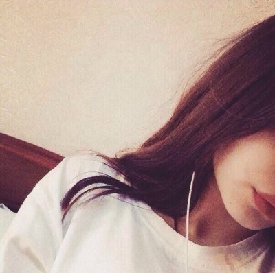 Elen_Pfeiffer naked stripping on cam for live sex video chat