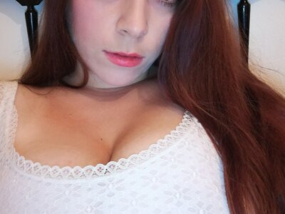 Elisa_love naked stripping on cam for live sex video chat
