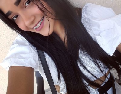 Emaviolett naked stripping on cam for live sex video chat