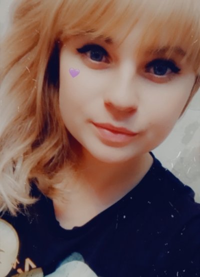 Emily__white naked stripping on cam for live sex video chat