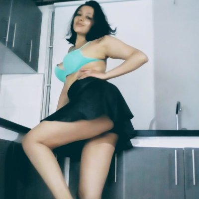 emily_sweet_2 naked stripping on cam for live sex video chat