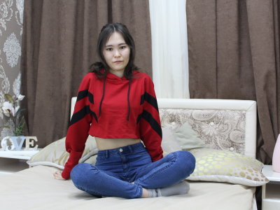 EmilyMystic naked stripping on cam for live sex video chat