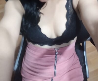 emmajhonson naked stripping on cam for live sex video chat
