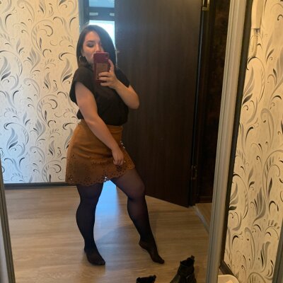 Fairygreen naked stripping on cam for live sex video chat