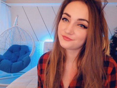 FieryaDi naked stripping on cam for live sex video chat