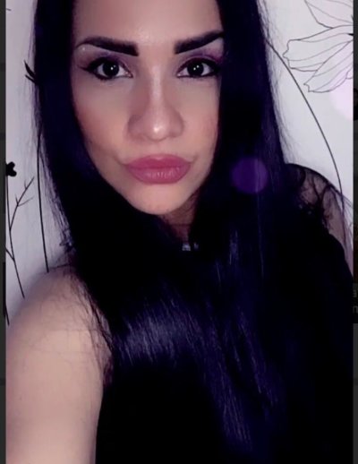 Fiorelinc naked stripping on cam for live sex video chat