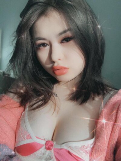 frew_kiko naked stripping on cam for live sex video chat