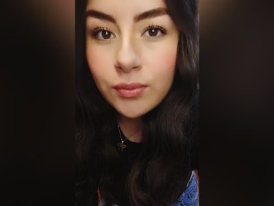 frida_youtan naked stripping on cam for live sex video chat