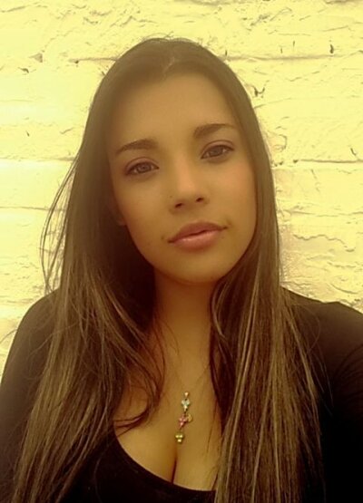 FridaMonroy naked stripping on cam for live sex video chat