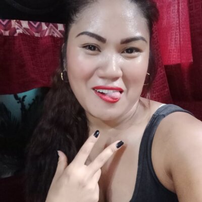 gellyg1990 naked stripping on cam for live sex video chat