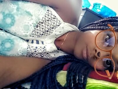 ginethsexy naked stripping on cam for live sex video chat