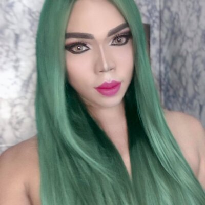 glamorous_lady6969 naked stripping on cam for live sex video chat