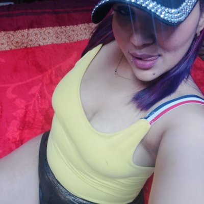 Glaviuzka_ naked stripping on cam for live sex video chat