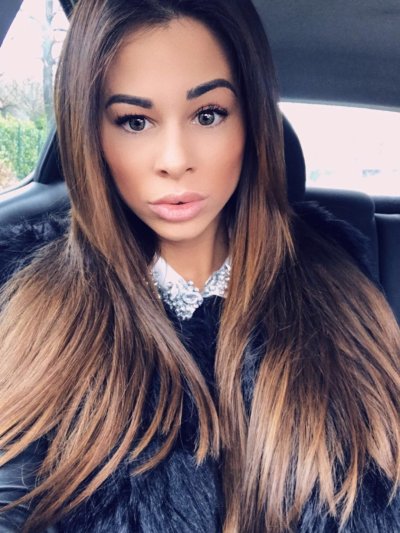 HairAndSmile naked stripping on cam for live sex video chat