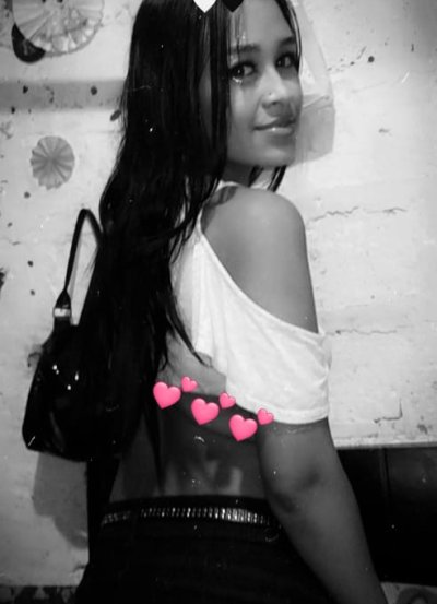 hanna_cooper_ naked stripping on cam for live sex video chat