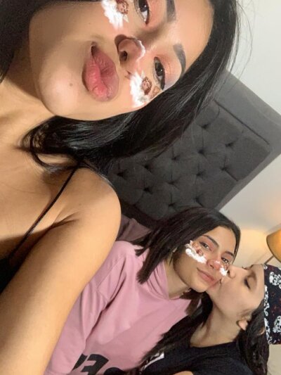 HOT_QUEEN69X naked stripping on cam for live sex video chat