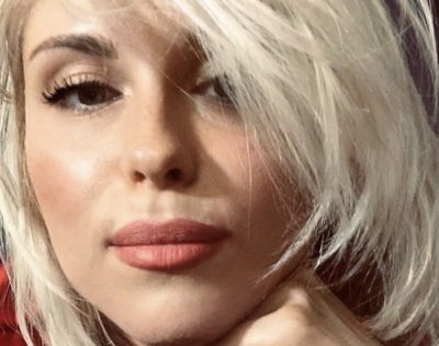 HotJane naked stripping on cam for live sex video chat