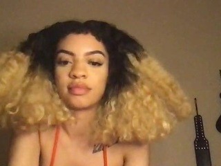hunnibunni naked Live Sex Chat Room