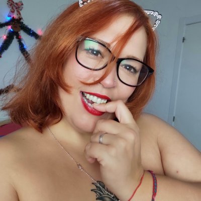 Hurona84 naked stripping on cam for live sex video chat