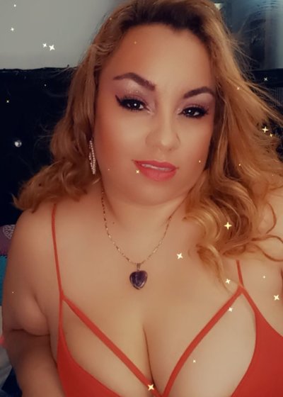 im_helen naked stripping on cam for live sex video chat