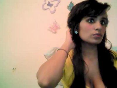 Indiankitten naked stripping on cam for live sex video chat