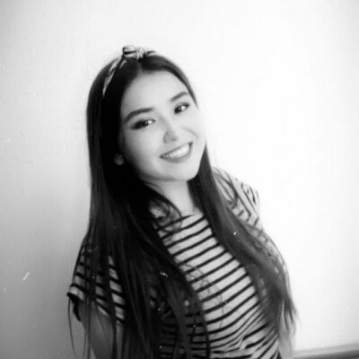 inessa_8 naked stripping on cam for live sex video chat