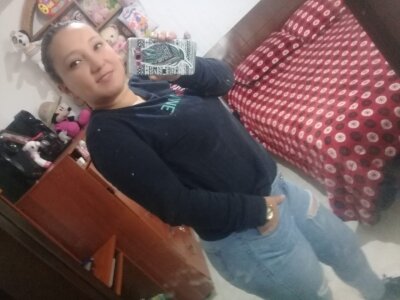irinis_naz naked stripping on cam for live sex video chat