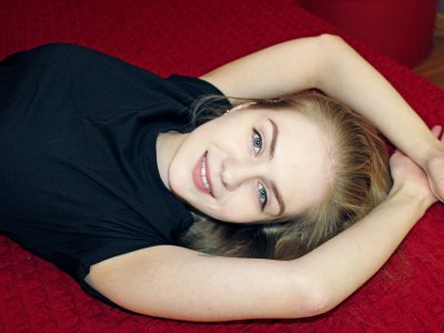 IrmaSosweet naked stripping on cam for live sex video chat