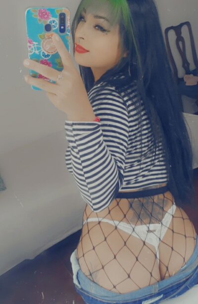 isabella_lewis naked stripping on cam for live sex video chat