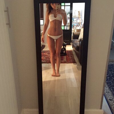 ishikafun naked stripping on cam for live sex video chat