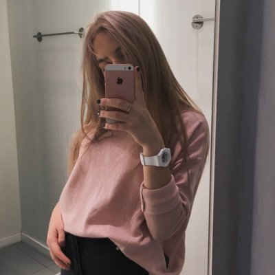 ItsMal1na naked stripping on cam for live sex video chat