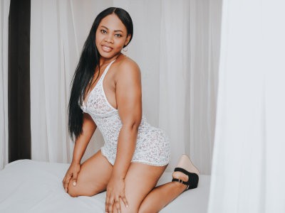 JackyNorris naked stripping on cam for live sex video chat