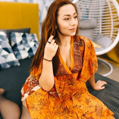 JanexFoxy naked stripping on cam for live sex video chat