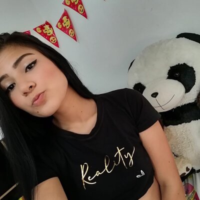 jazmin_20 naked stripping on cam for live sex video chat