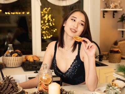 Jenna_Mun naked stripping on cam for live sex video chat