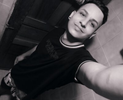 JEYCOB_08 naked stripping on cam for live sex video chat