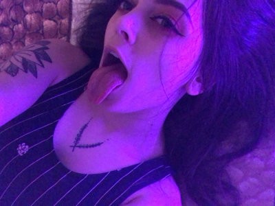 jjamm naked stripping on cam for live sex video chat