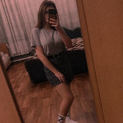 Julia_Jio naked stripping on cam for live sex video chat