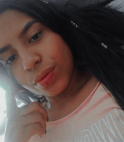 karen_brunette naked stripping on cam for live sex video chat