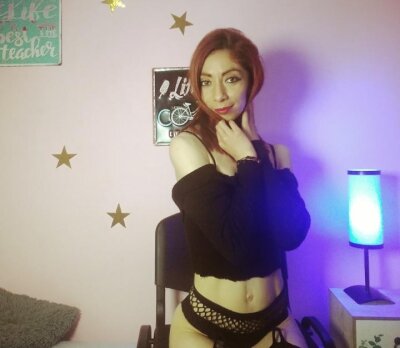 kate_crush naked stripping on cam for live sex video chat